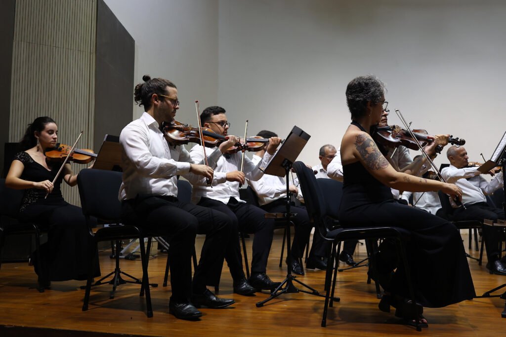 Concerto Da Orquestra Sinfônica Da Paraíba Tem Regência De Maestro Argentino E Solo De Clarinete